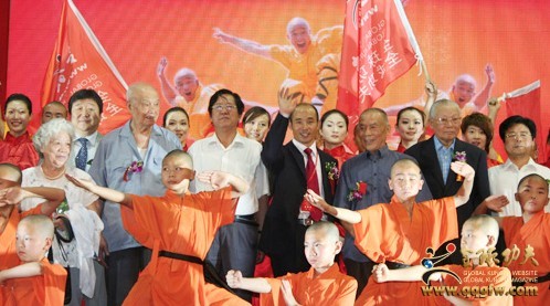 文章附图